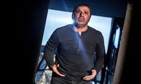 دفاع مأمور امنیتی سریال ده‌نمکی از پژمان جمشیدی