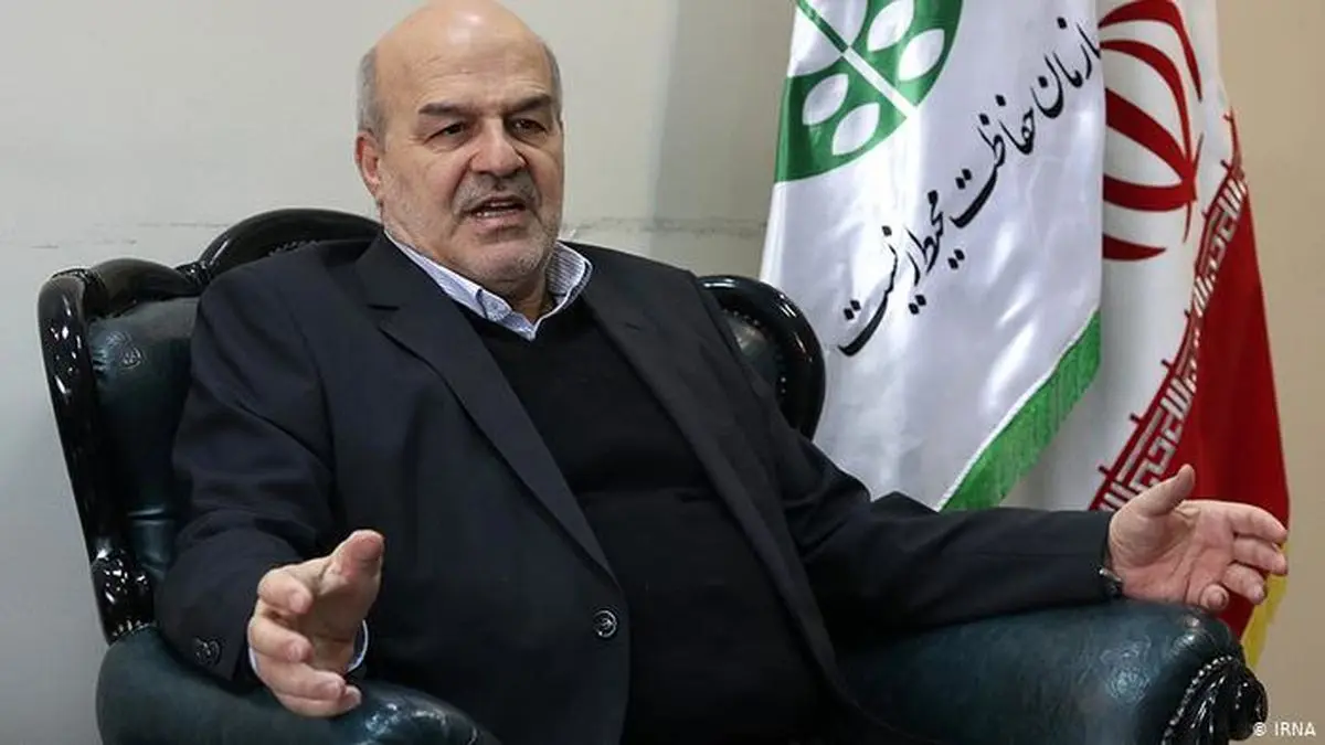 کلانتری: محیط زیست اجازه پیش‌فروش خودروهای بدون مجوز را نمی‌دهد