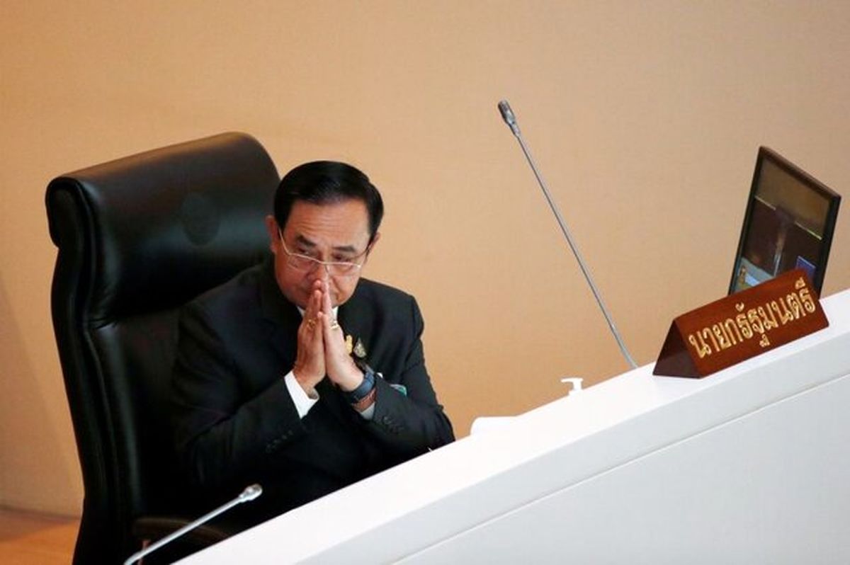 نخست وزیر تایلند از رای عدم اعتماد جان سالم به در برد