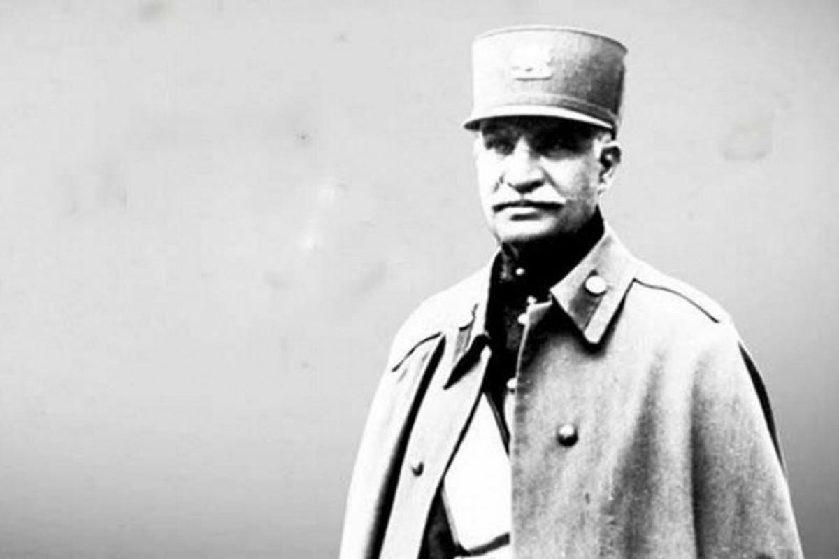 صدساله شد؛ تغییر بازی تاج و تخت در تهران توسط رضاخان