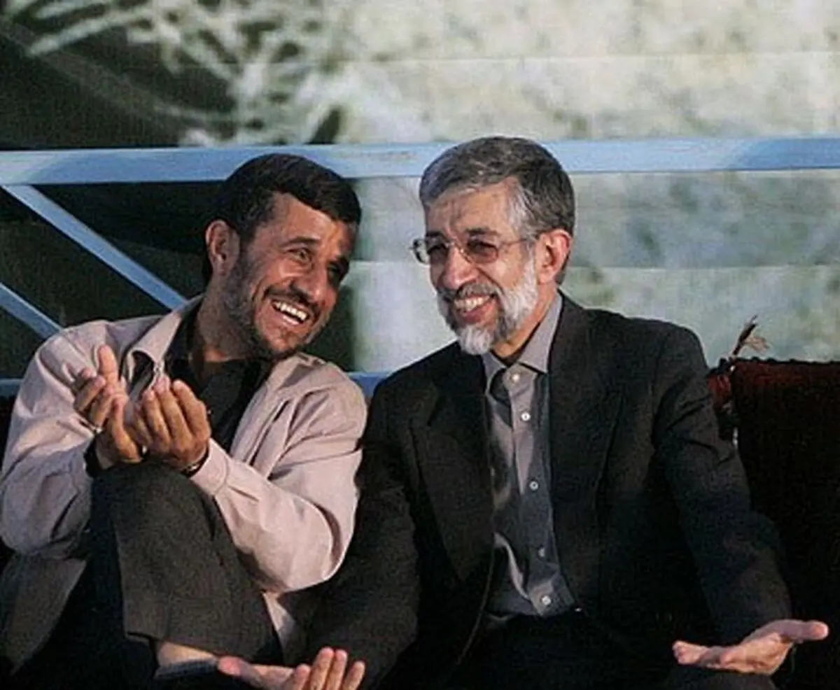 حمله تند احمدی‌نژاد به حدادعادل: دست‌بوسان فرح، سوپر حزب‌اللهی شدند/ حرف‌تان سخن دشمن بود/ ویدئو