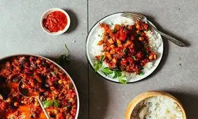 طرز تهیه خوراک نخود و بادمجان مراکشی