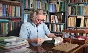 نمایش زندگینامه منوچهر صدوقی‌سها در برنامه تلویزیونی «حکایت دل»