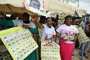 برگزاری انتخابات پارلمانی ساحل عاج پس از آشوب سیاسی
