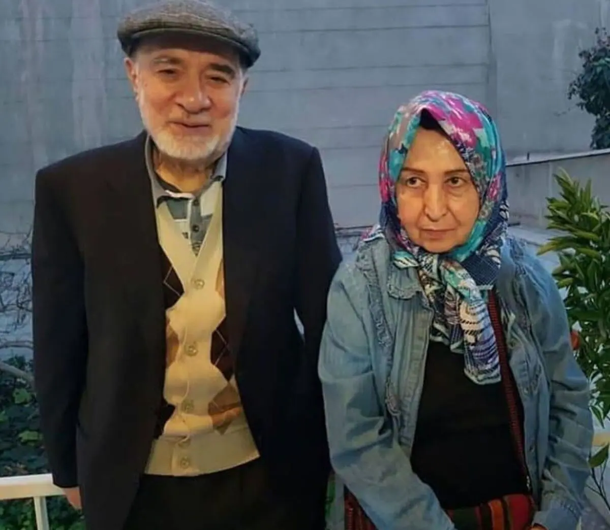 تماس تلفنی رهنورد و موسوی با دبیر کل نهضت آزادی