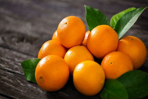 قیمت پرتقال در باغ ٢٠٠٠ تومان؛ فروش در بازار ۲۰ هزار تومان!