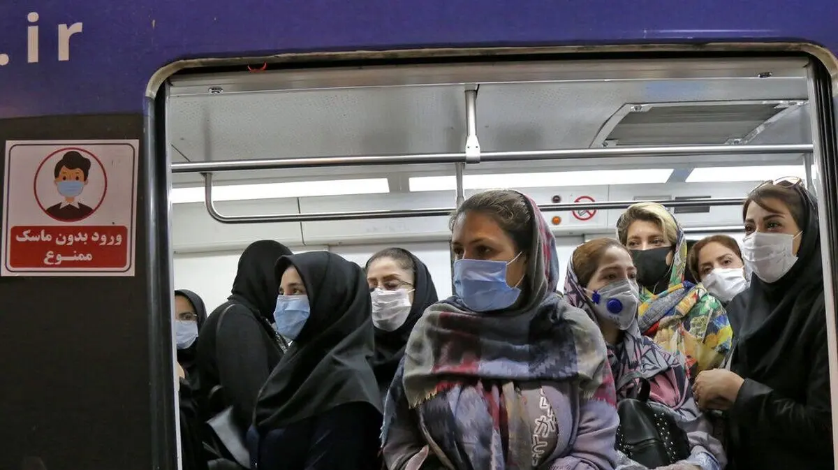 لزوم پرهیز از صحبت کردن در اماکن عمومی برای مقابله با کرونا