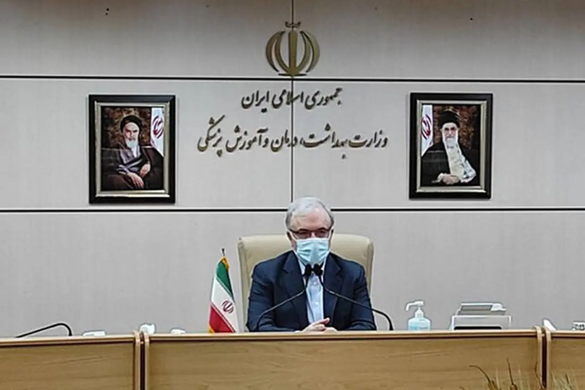 وزیر بهداشت: باید دستتان را ببوسم تا سفر نروید/ طوفان سهمگین ویروس انگلیسی در راه است