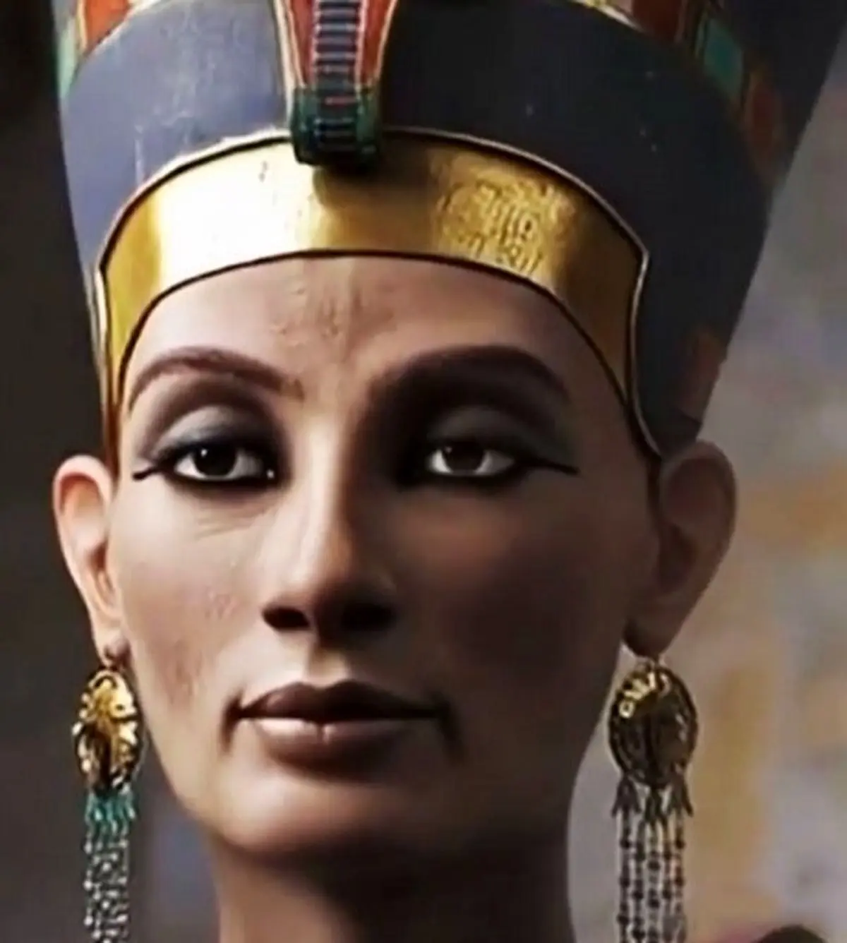 نِفِرتیتی، همسر اصلی آخناتون، فرعون مصر در قاب تکنولوژی/ ویدئو