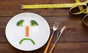 وعده‌های غذایی را حذف‌ می‌کنید؟/ این خطرها شما را تهدید می‌کند!