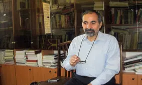 آزاد ارمکی: اگر مشارکت حداقلی باشد، نظامی‌ها حتماً پیروز انتخابات ۱۴۰۰ می‌شوند