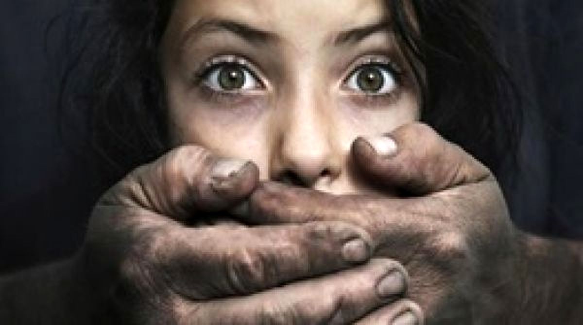 تجاوز به یک دختر خردسال در دروازه غار/ آزار و اذیت توسط پدربزرگ