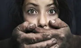 تجاوز به یک دختر خردسال در دروازه غار/ آزار و اذیت توسط پدربزرگ