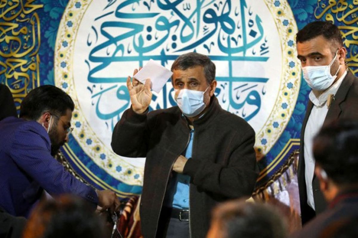 وعده جدید احمدینژاد؛ یارانه ۴۰ دلاری/ محمود همچنان با یارانه وسوسه انگیز میتازد