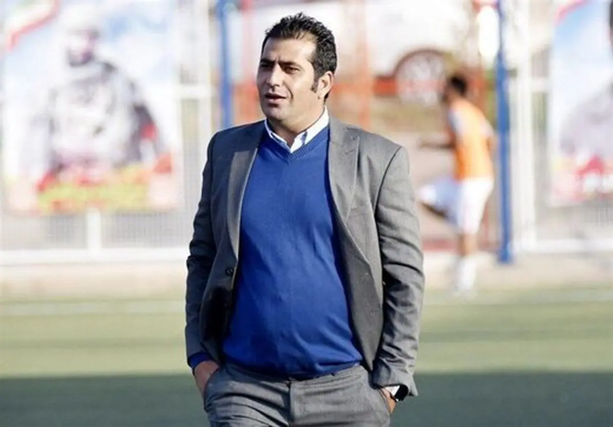 علی ۳۰ ثانیه و تکل سنگین علی انصاریان/ عکس