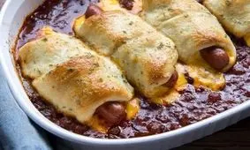 طرز تهیه خوراک تند هات داگ با پنیر چدار