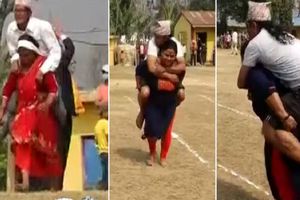مسابقه عجیب حمل مردان توسط زنان در نپال!/ ویدئو