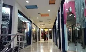 ارزش مالکیت و سرقفلی مغازه‌های میلیاردی تهران در ۱۰ سال آینده به نصف کاهش خواهد یافت