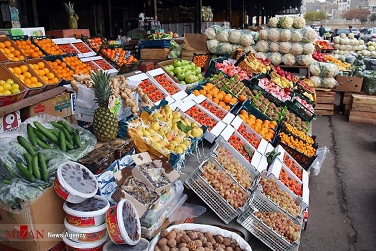 کاهش ۳۰ درصدی خرید میوه و مواد غذایی در شب عید