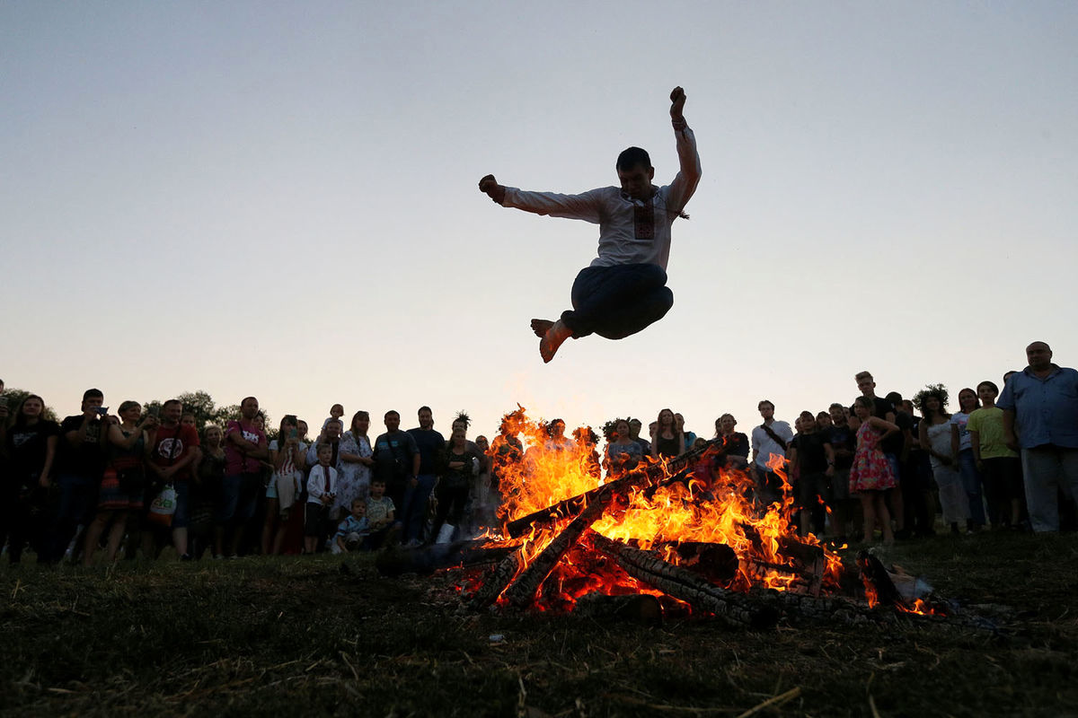 چهارشنبهسوری مبارک؛ غم بِره و شادی بیاد/ ویدئو