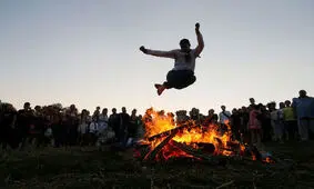 چهارشنبه‌سوری مبارک؛ غم بِره و شادی بیاد/ ویدئو