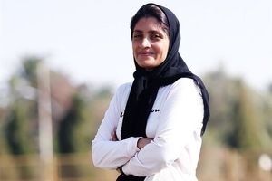 اشک‌های پرافتخاترین سرمربی فوتبال زنان ایران/ عکس