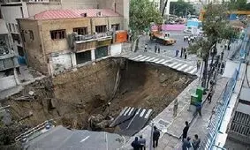 فروریختن هولناک زمین در کنار بنای تازه ساز در چین/ ویدئو