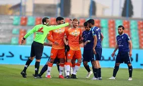 وقتی بنز مقابل پیکان ۵ تایی شد!