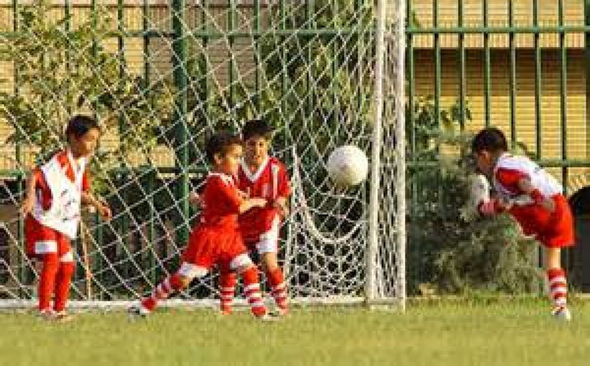 فواید ورزش فوتبال برای پسربچه ها