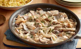 طرز تهیه چیکن استراگانف