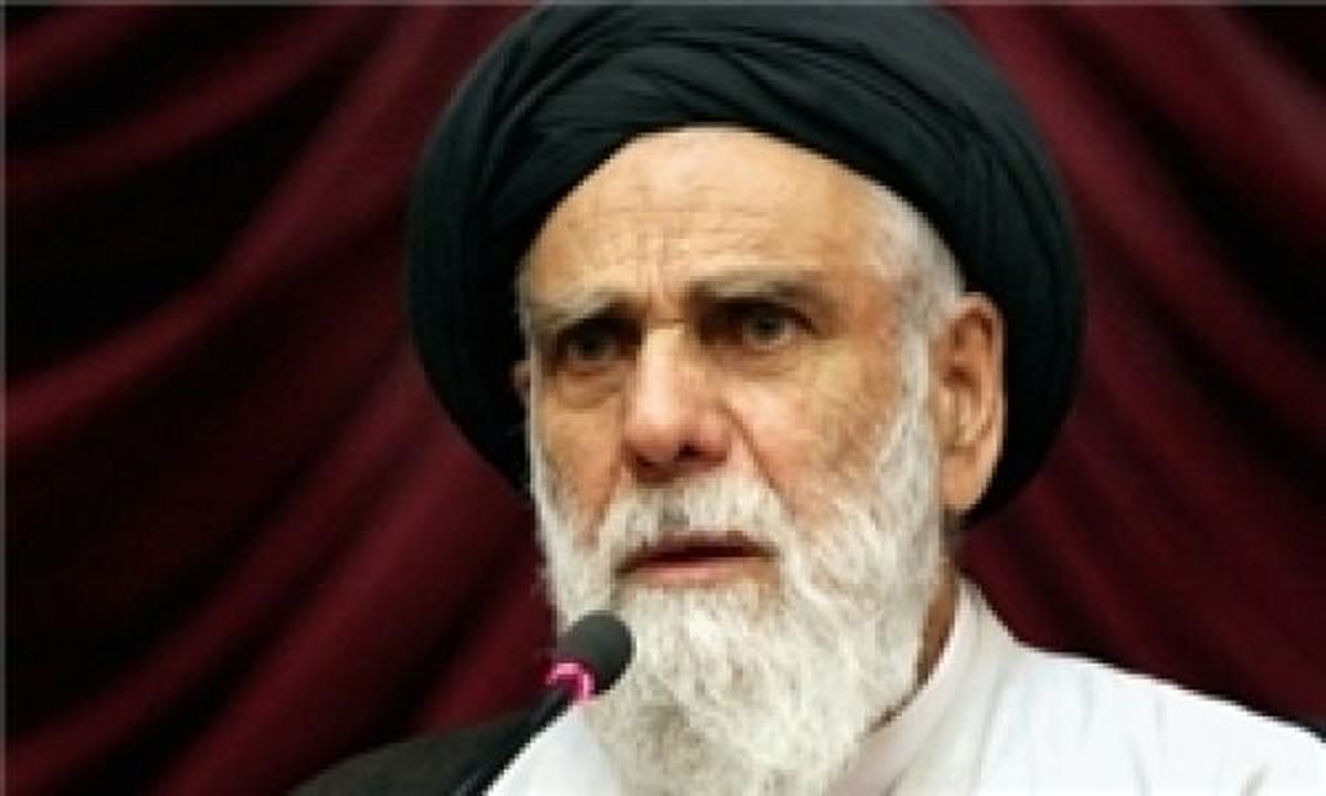 امام جمعه کرمان:مردم را معیار موفقیتم در 37 سال امامت جمعه کرمان میدانم