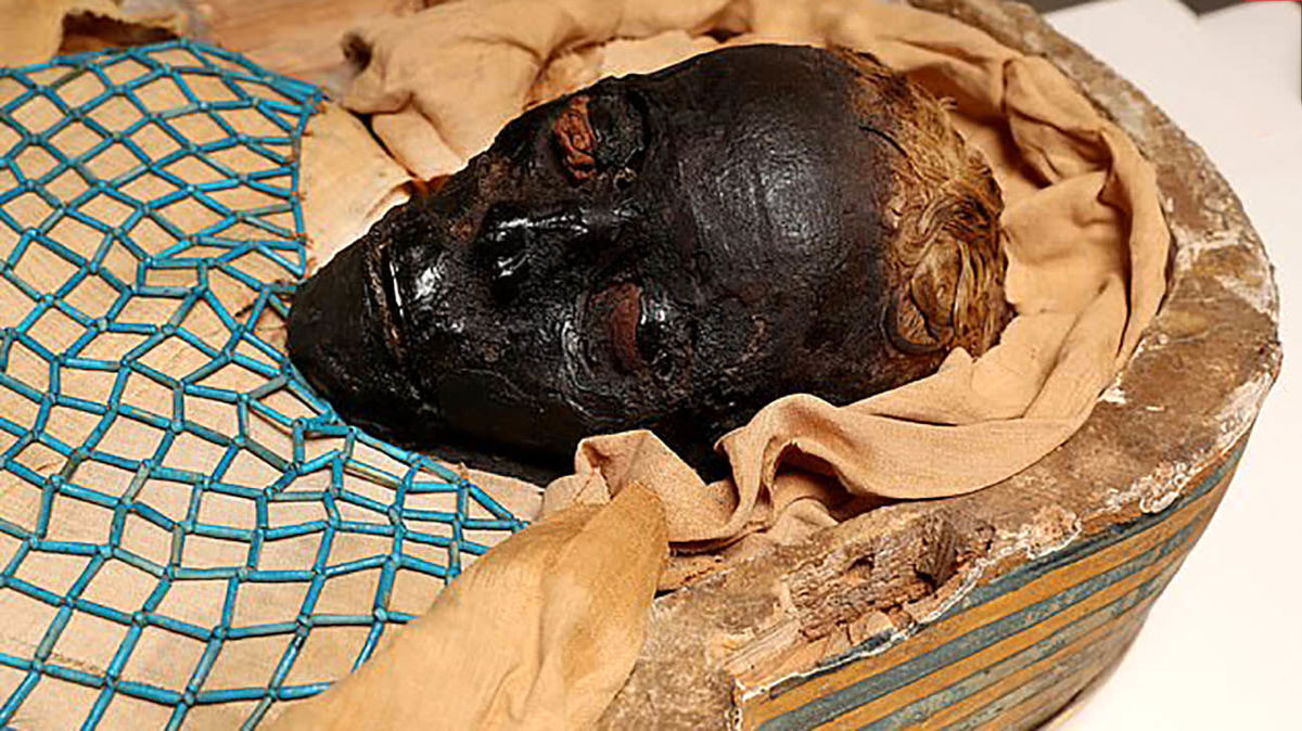 تصویر جنازه زن مورد علاقه فرعون پس از 2600 سال/ قتل با ضربه تبر به کمر