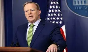 سخنگوي کاخ سفيد استعفا کرد