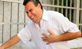 ۸ درد در ناحیه‌ی قفسه‌ی سینه که با حمله قلبی اشتباه می‌گیریم