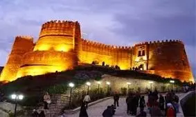 حدود ۱۳ هزار گردشگر از قلعه تاریخی فلک‌الافلاک بازدید کردند