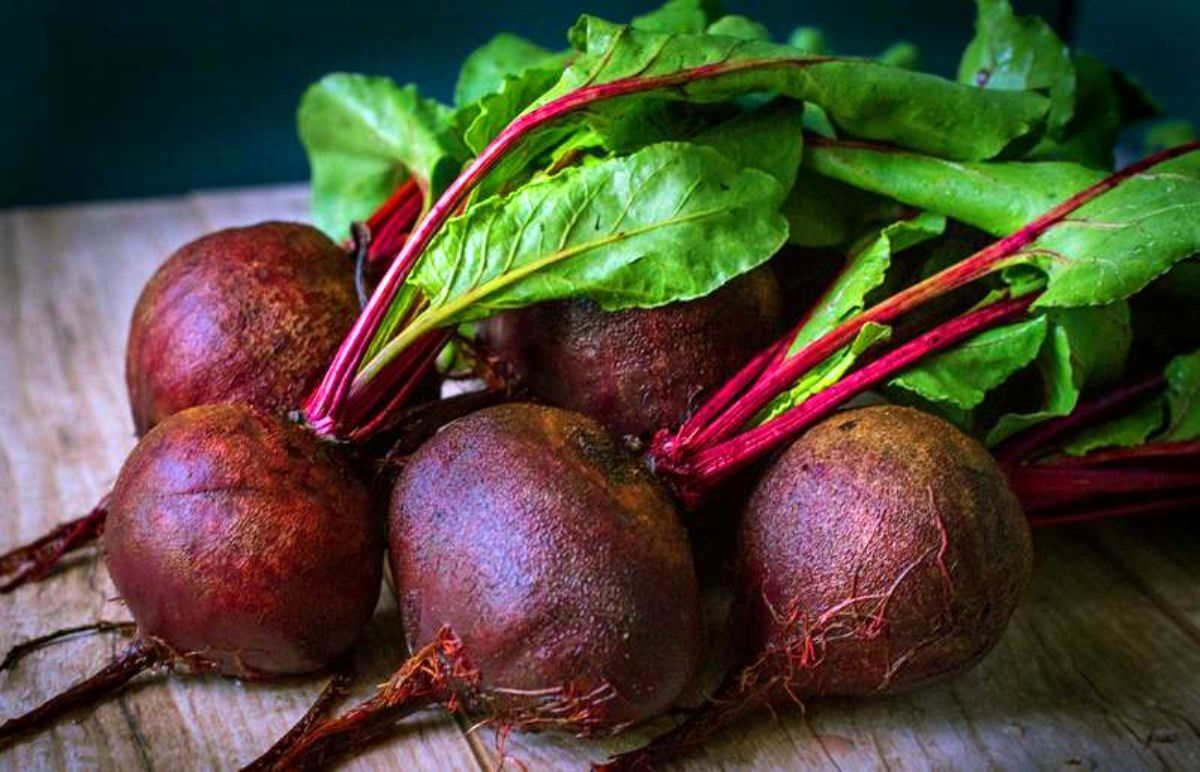 کاهش اختلالات شناختی دوران پیری با خوردن آب چغندر