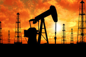 صنعت نفت به همت متخصصین داخلی پیشرفت می‌کند/کارشناسان داخلی صنعت نفت تحریم ها را کم اثر کردند