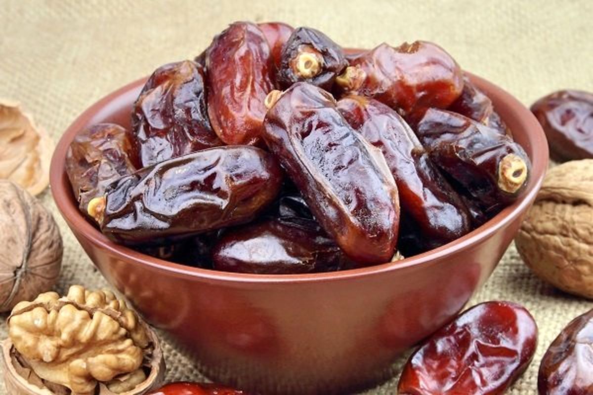 خرما در ماه رمضان گران نمی شود/ تلاش برای حل مشکل تامین روغن جامد