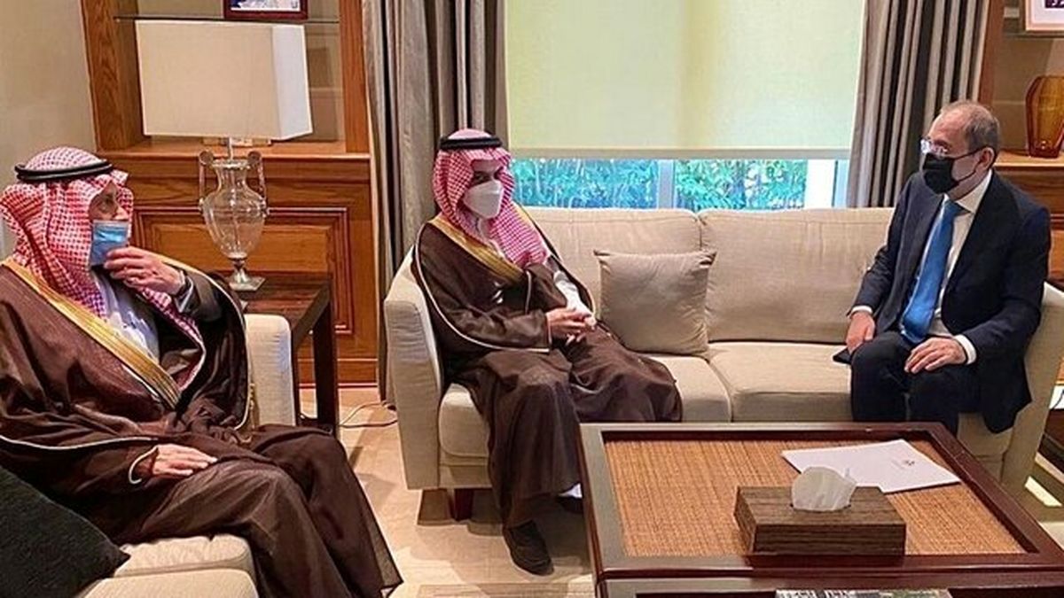 وزیر خارجه عربستان پیام پادشاه عربستان را به پادشاه اردن رساند