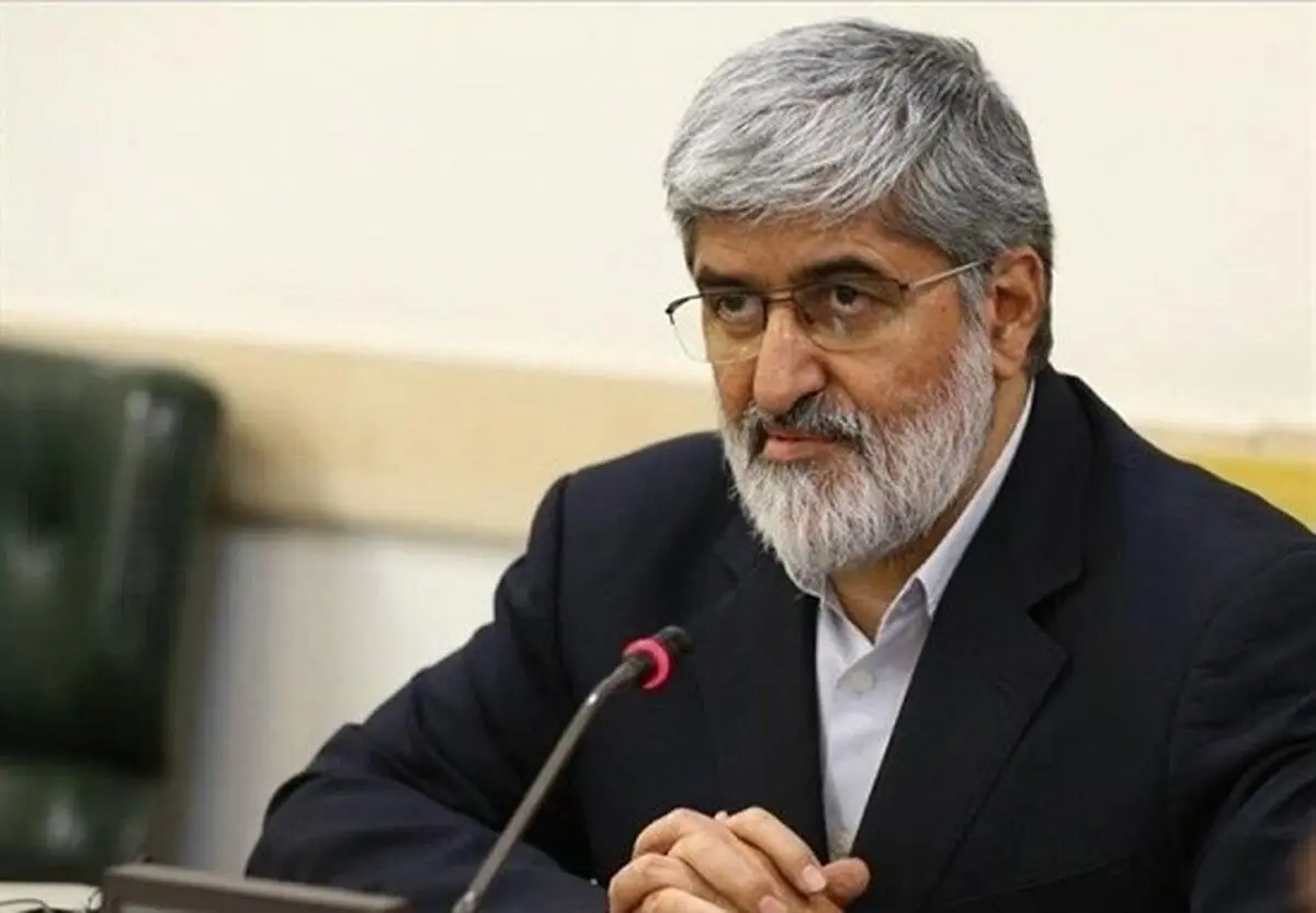 علی مطهری: من به آزادی حجاب اعتقاد ندارم/ اگر کسی کنار دریا تحریک نمی شود بیمار است