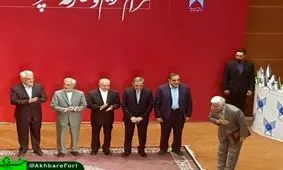 ولایتی: تعطیلی فله ای رشته ها هنر نیست / سرپرست سابق دانشگاه آزاد اسلامی: ۵۰ درصد ثروت دانشگاه آزاد سند ندارد