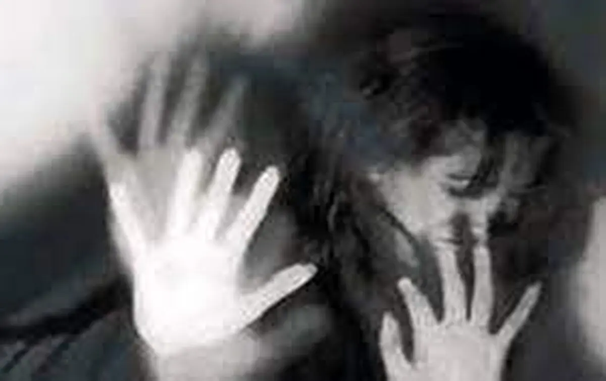 تجاوز پدر مرد تهرانی به دوست دختر ۱۷ ساله پسرش