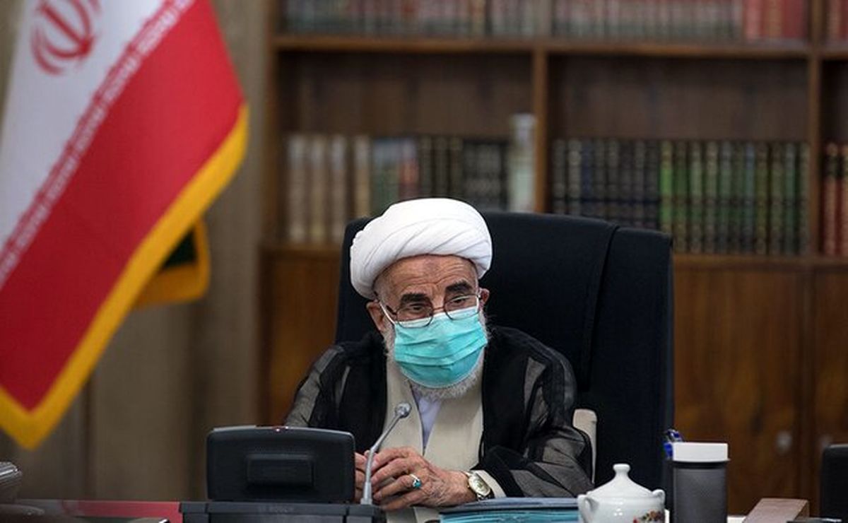 آیتالله جنتی: وضعیت اقتصادی کشور بسیار نگرانکننده است/ معلوم نیست مسئولان ناتوانند یا بیاعتنا