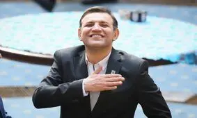 عزیزی خادم از انتخاب پرحاشیه خود دفاع کرد