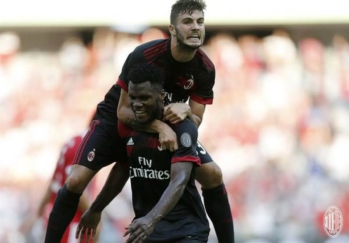 میلان 4 - بایرن مونیخ صفر/ از گور برخواسته