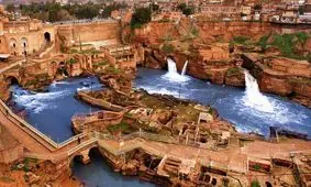 سازمان آب برق مطالعه مربوط به شیوه تثبیت دیواره مشرف به سازه های آبی شوشتر را ارائه دهد