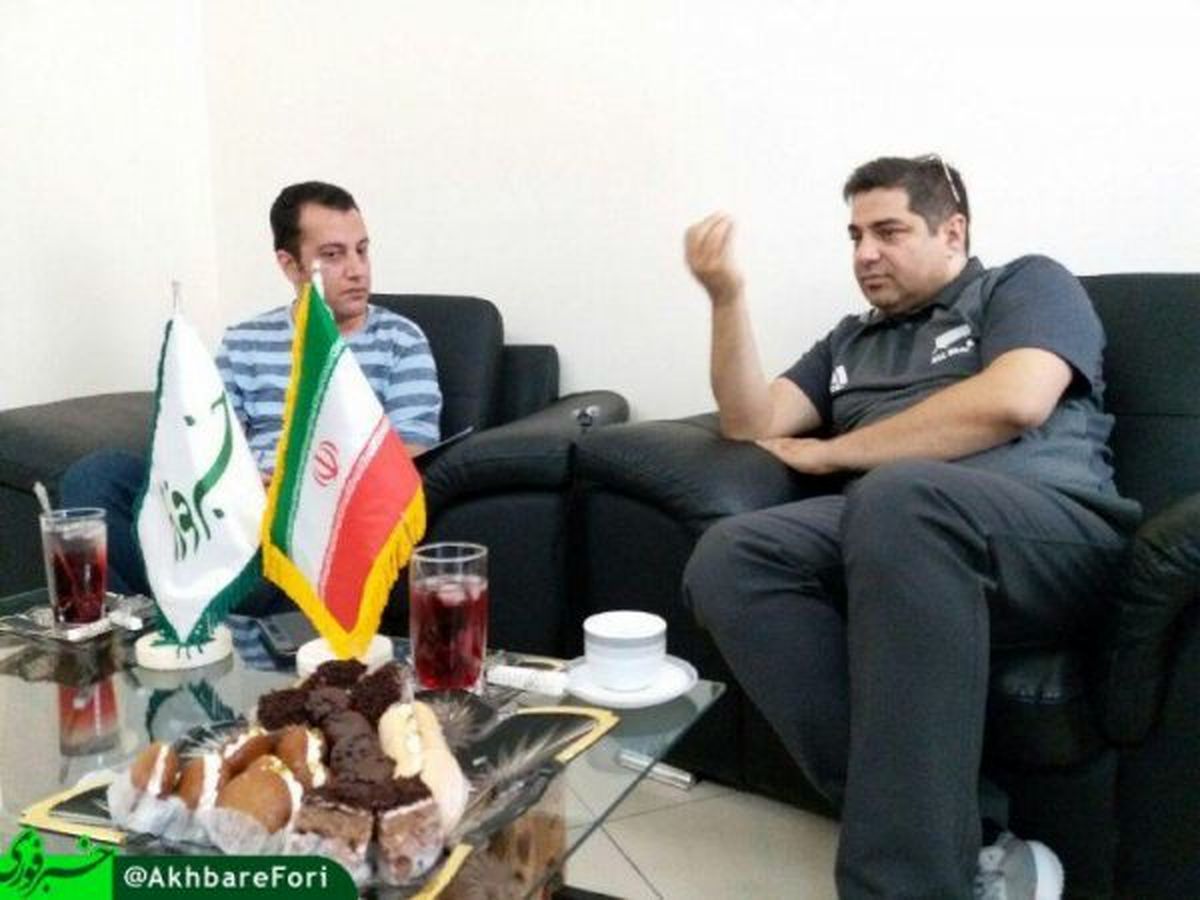 گفتگوی اختصاصی خبرفوری با شهرام جزایری / بازداشت من در ماجرای پدیده یک سوءتفاهم بود / به دولت احمدی نژاد خیلی مشورت دادم اما گوش نداد / اقتصاددان توانمندی اطراف روحانی نمی بینم / ژن خوب فقط در ظاهر آقازاده ها موثر است