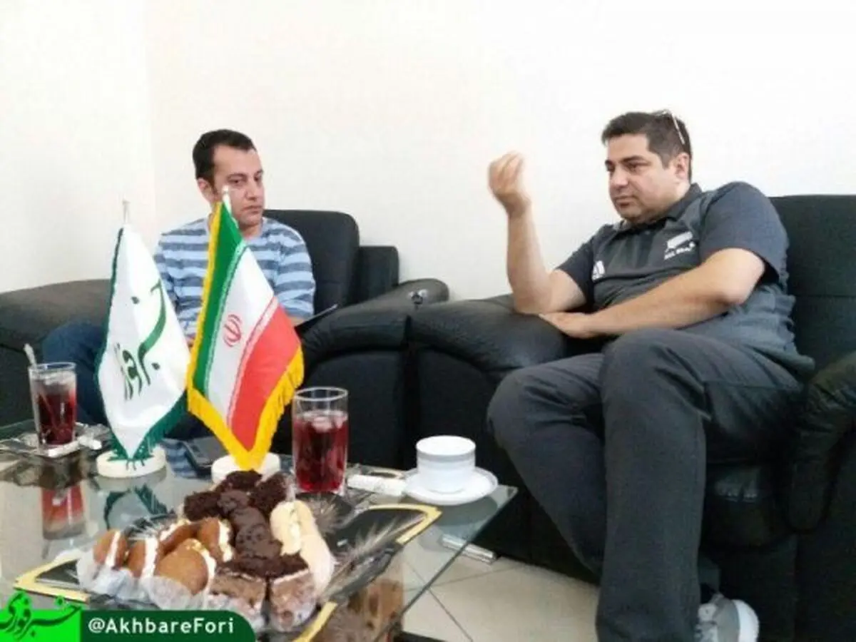 گفتگوی اختصاصی خبرفوری با شهرام جزایری / بازداشت من در ماجرای پدیده یک سوءتفاهم بود / به دولت احمدی نژاد خیلی مشورت دادم اما گوش نداد / اقتصاددان توانمندی اطراف روحانی نمی بینم / ژن خوب فقط در ظاهر آقازاده ها موثر است