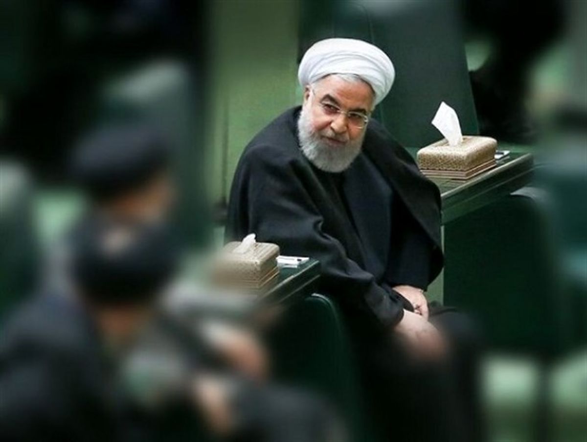 اعلام جرم مجلس علیه رئیس جمهور، وعدهای که عملی شد/ روحانی، مقصر سونامی کرونا در روزهای بهاری