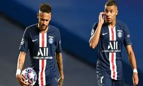 بُرد شیرین پاریسی‌ها در هوای برفی/ کاریکاتور